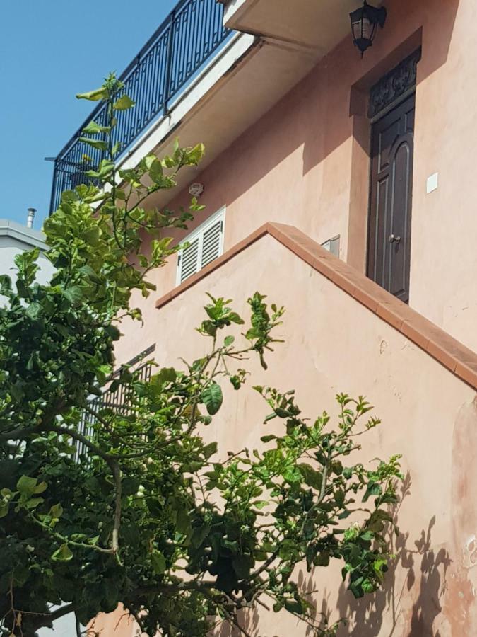 B&B Dimora Del Centro Scalea Luaran gambar