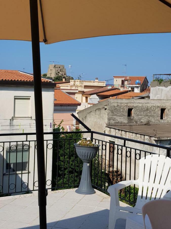 B&B Dimora Del Centro Scalea Luaran gambar