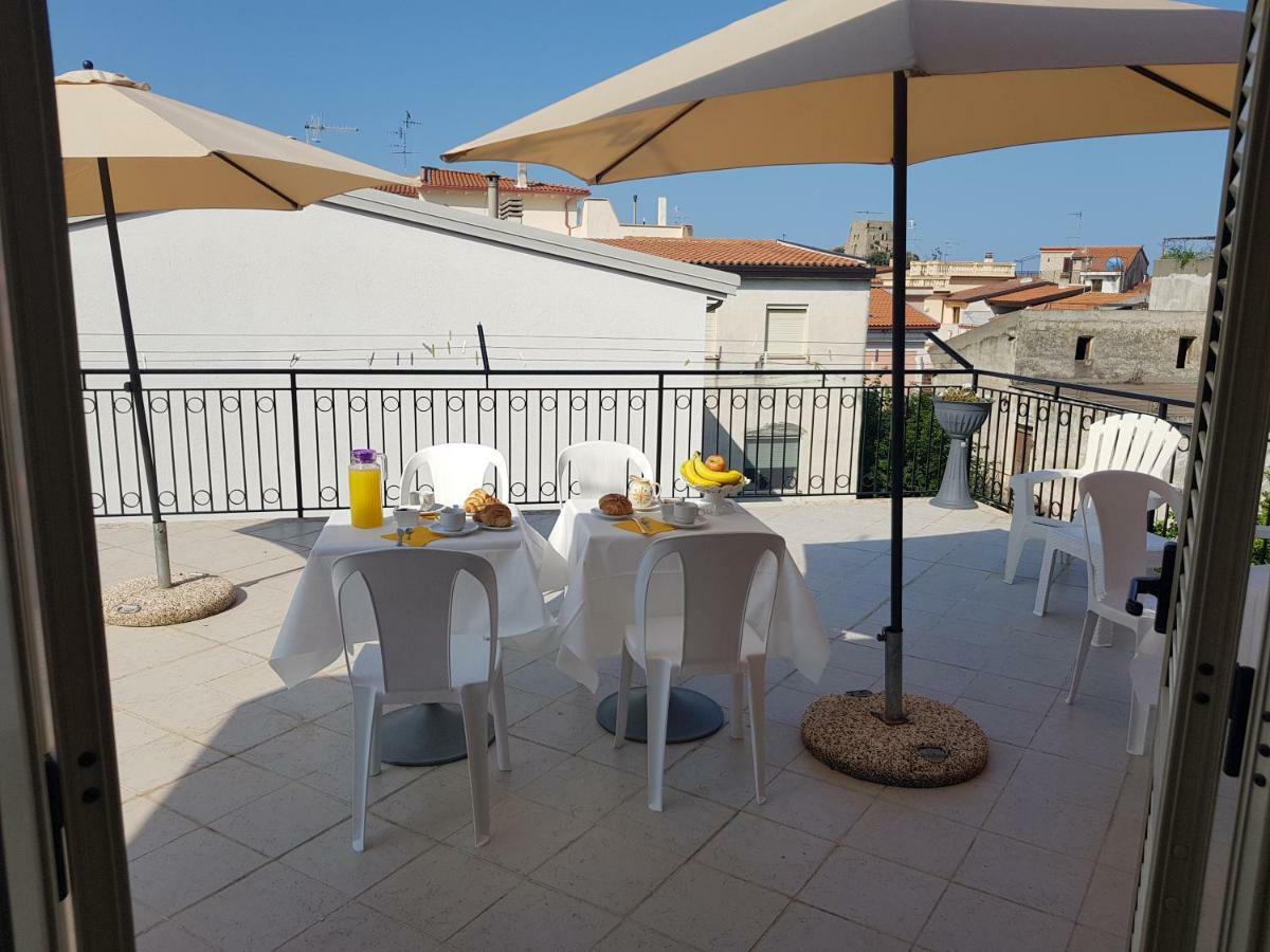 B&B Dimora Del Centro Scalea Luaran gambar