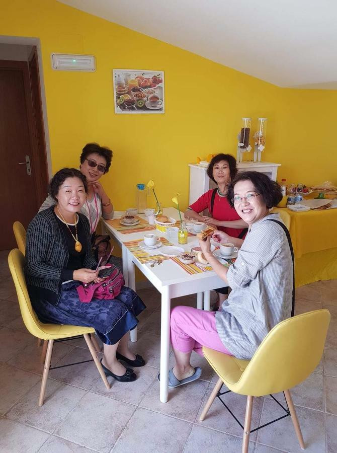B&B Dimora Del Centro Scalea Luaran gambar